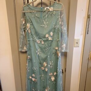 Vicky and Lucas NWT Green Cocktail Dress L